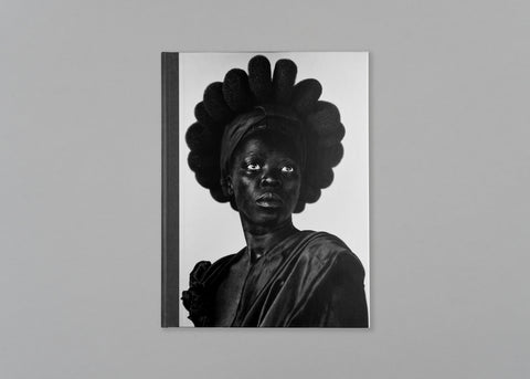 Somnyama Ngonyama, Hail the Dark Lioness